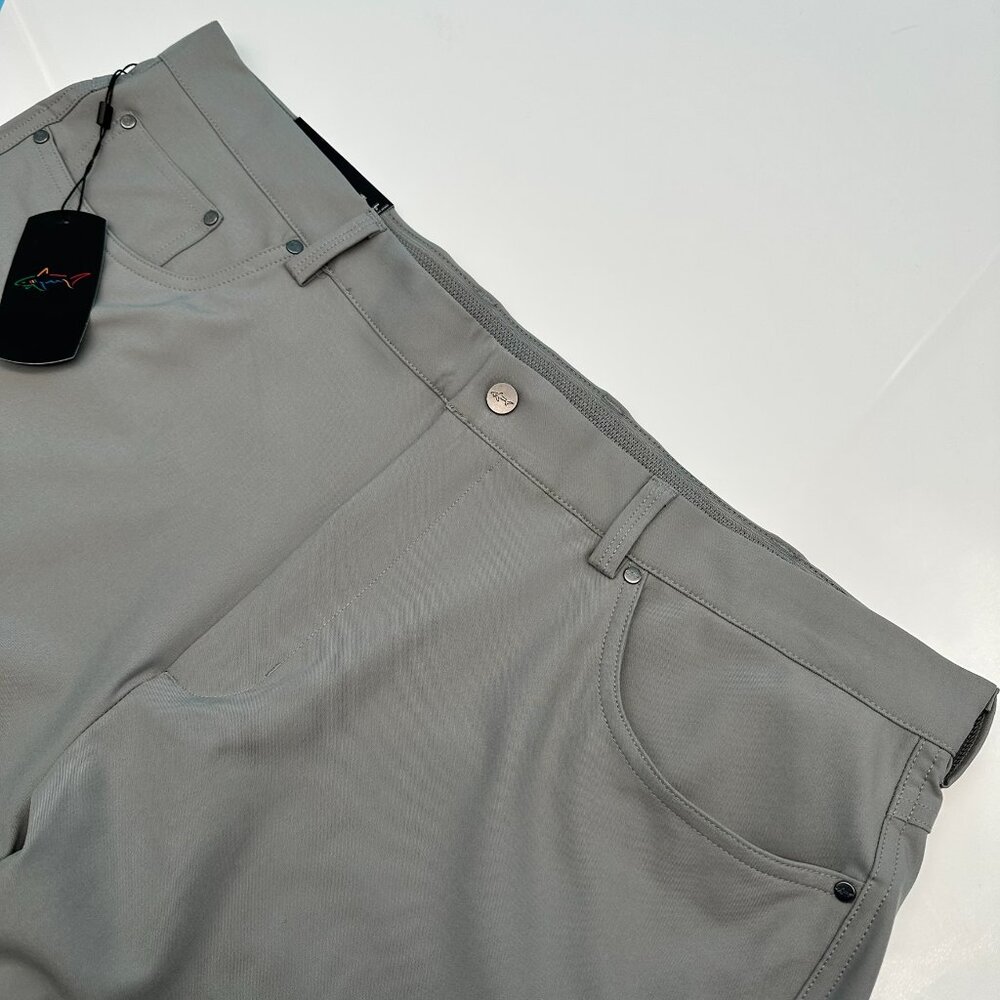 Greg Norman Men's Performance Stretch 5 Pocket Golf Pant, Size W40 x L30, Gray